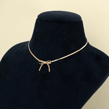 Bow Snake Chain Pendant