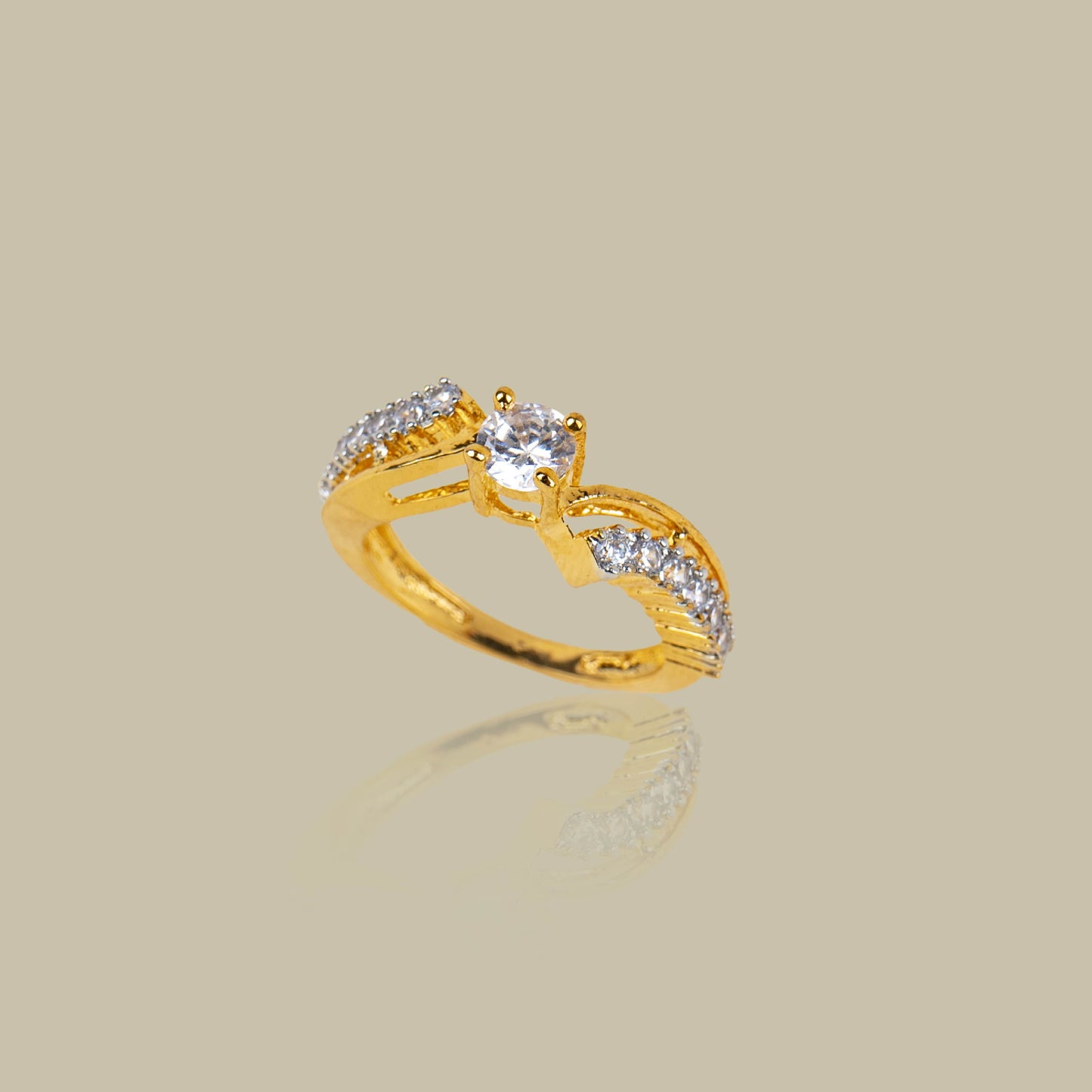 Sleek Arc Solitaire Ring