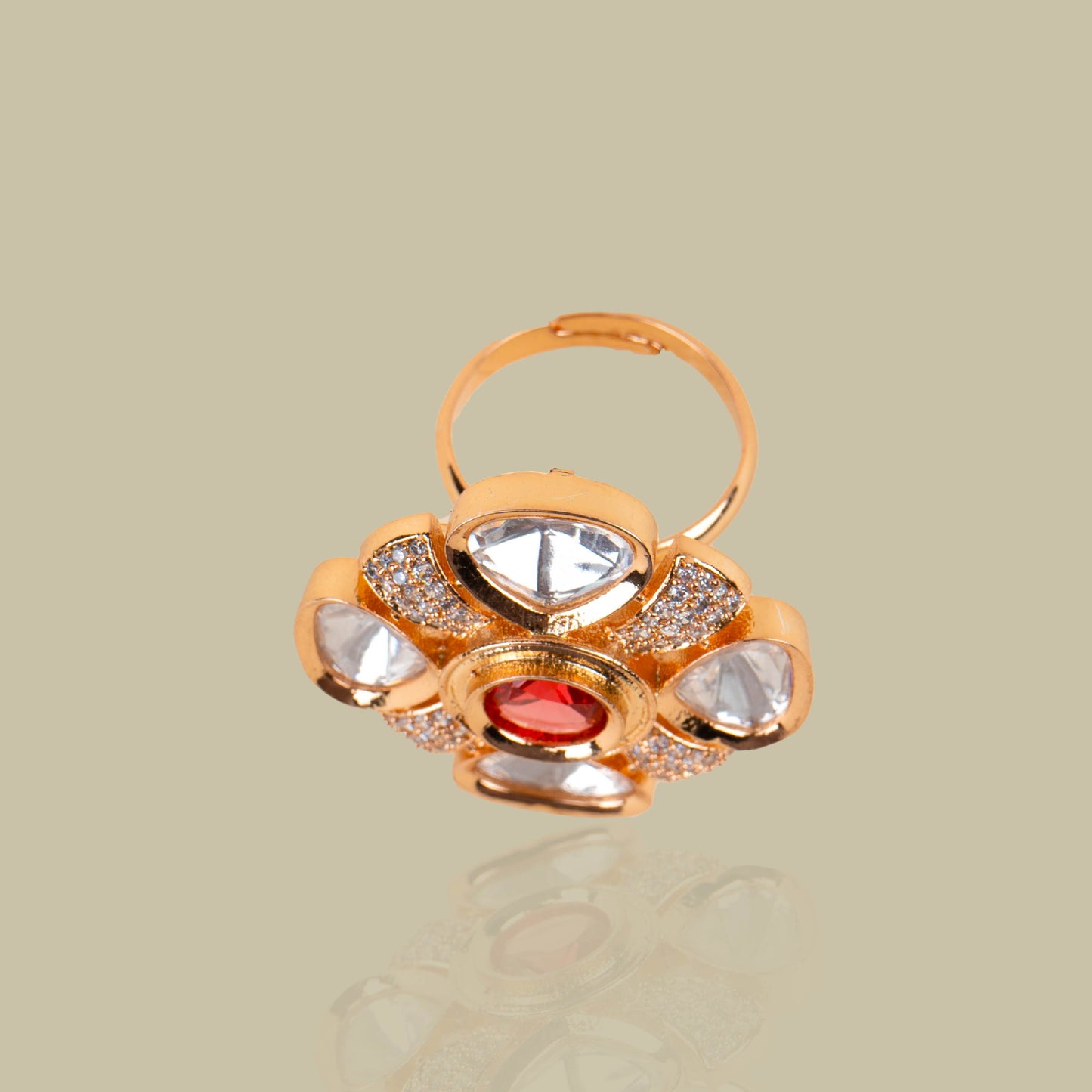 Sunburst Splendour Kundan Ring