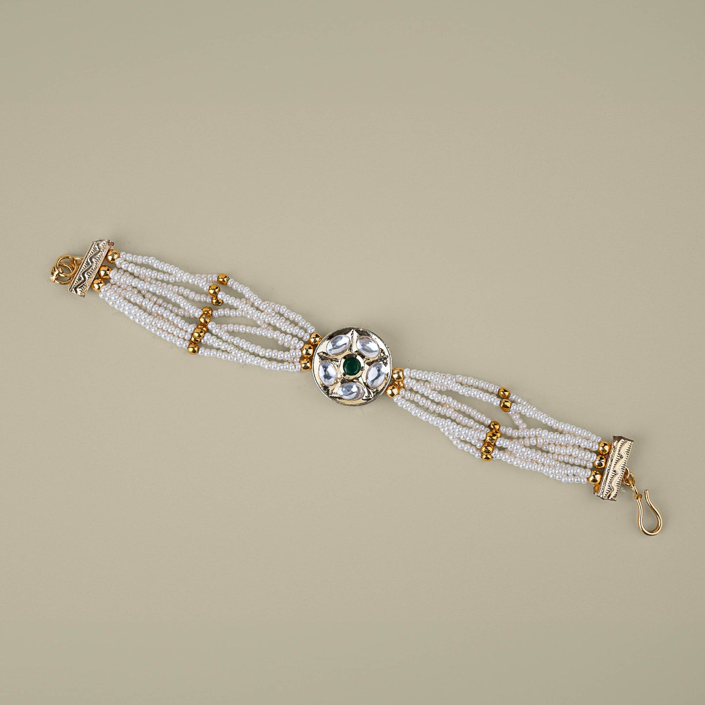 Radiant Pearl Kundan Bracelet