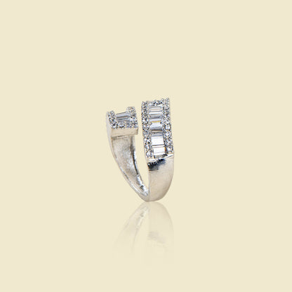 Zig Zac Crossover American Diamond Ring