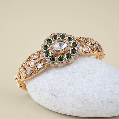 Divine Array Kundan Bracelet