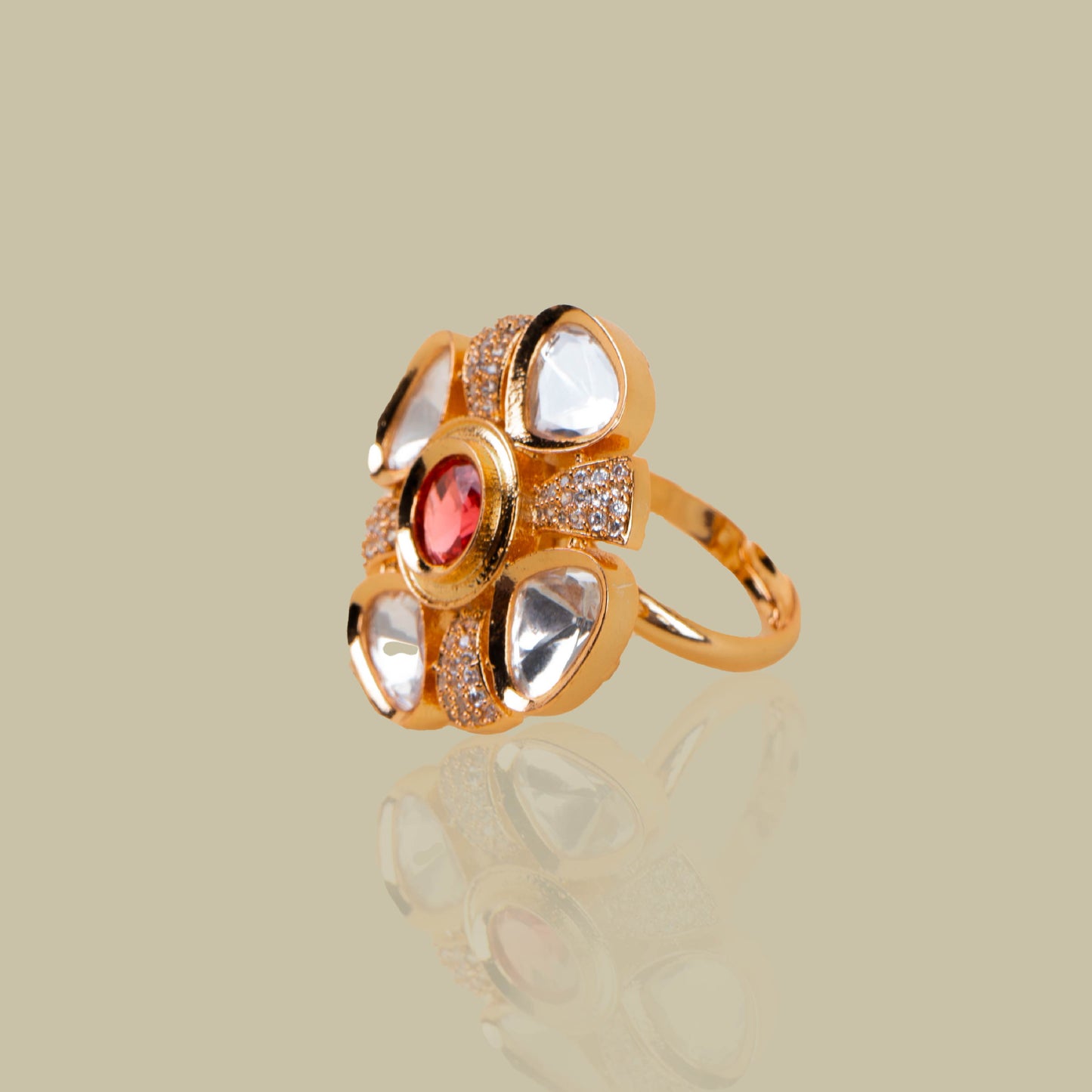 Sunburst Splendour Kundan Ring