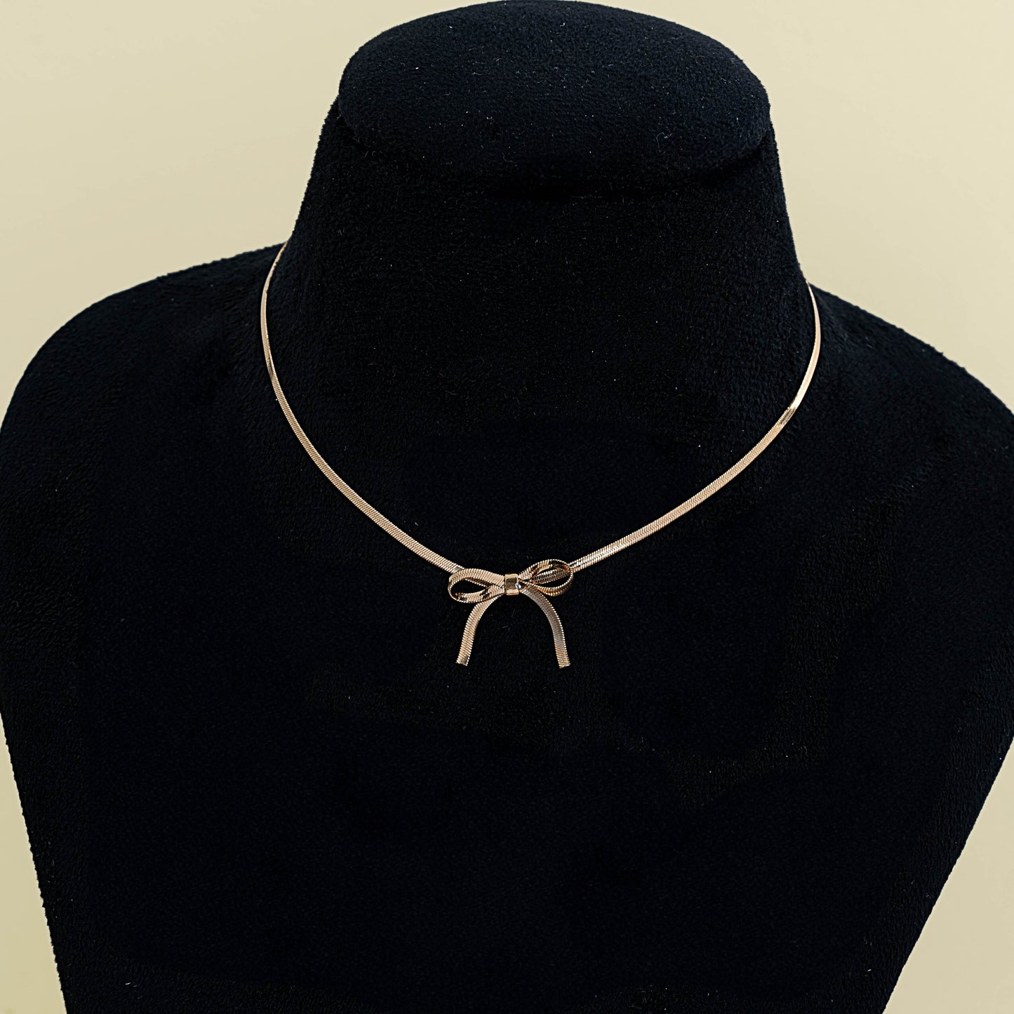 Bow Snake Chain Pendant