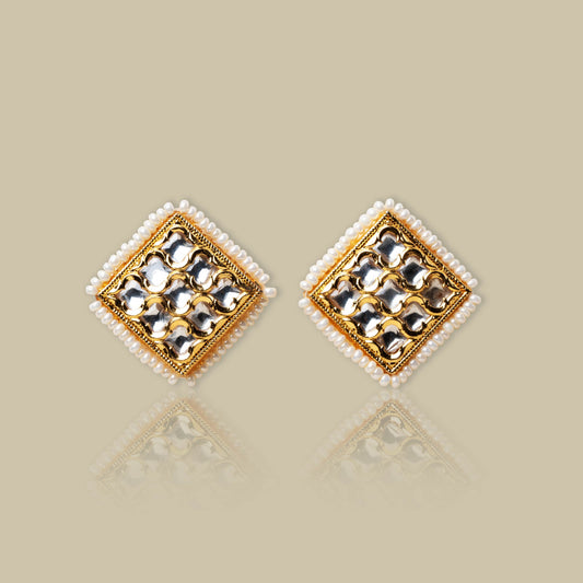 Pearl Edge Kundan Studs