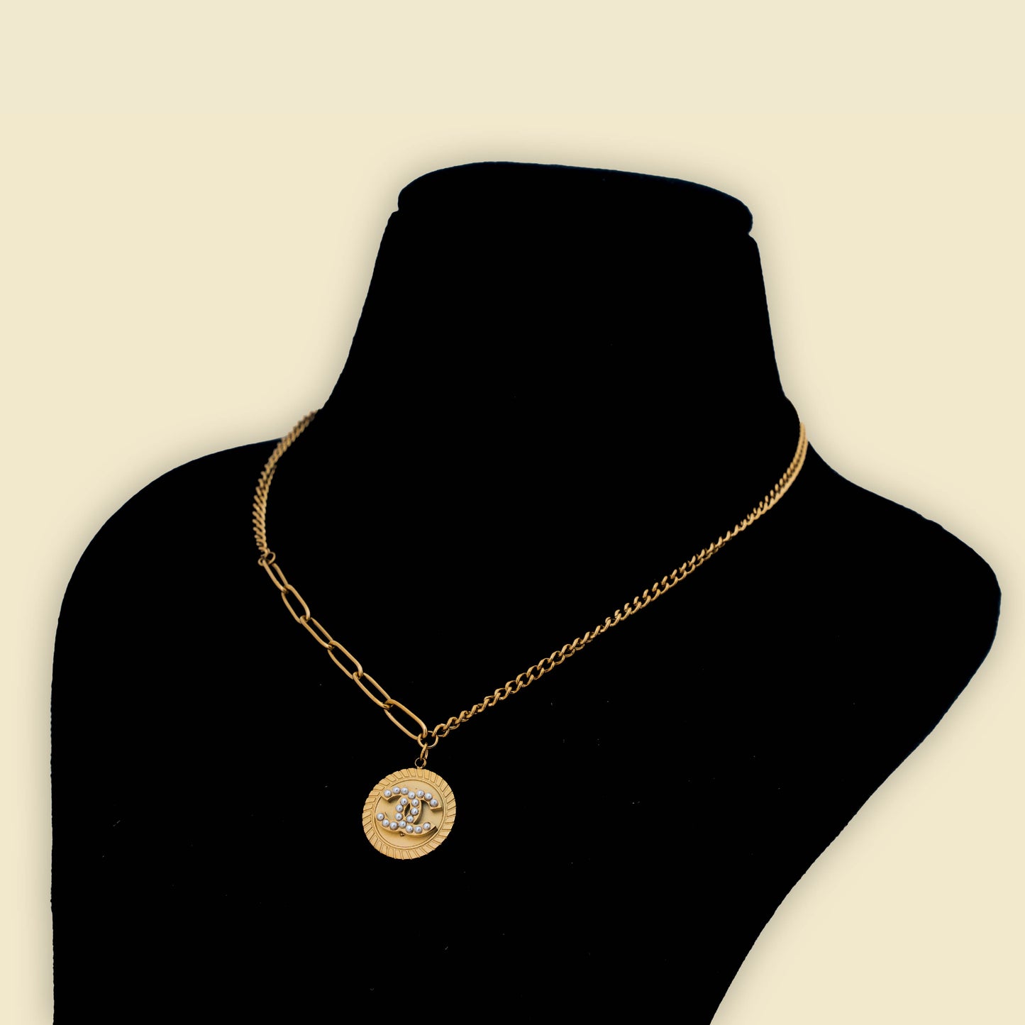 Gold Pearl Pendant