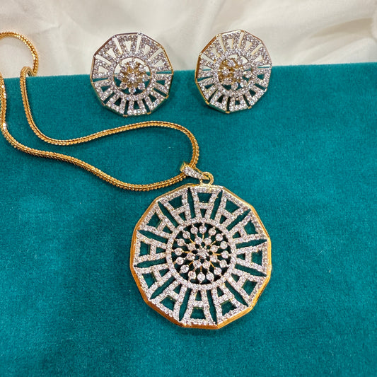 Astra Nova Pendant Set