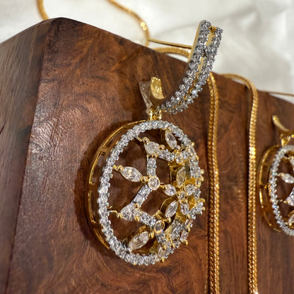 Halo Starshine Pendant Set