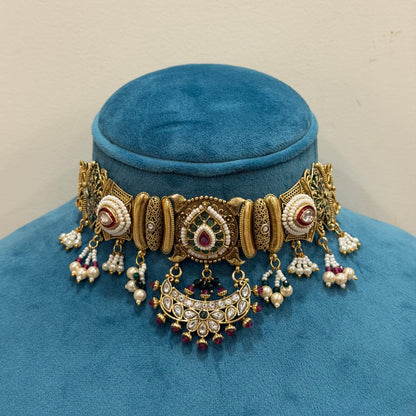 Golden Antiquity Choker Set