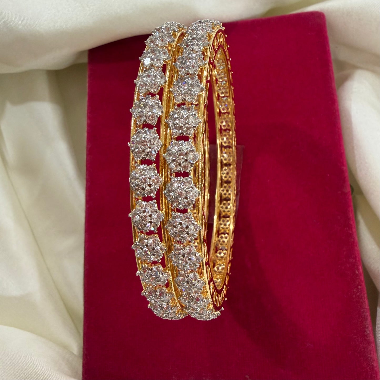 Solitaire Bangle Set