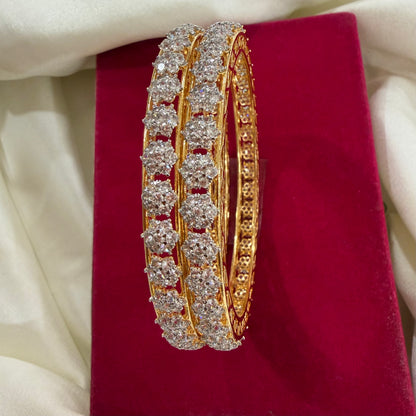 Solitaire Bangle Set
