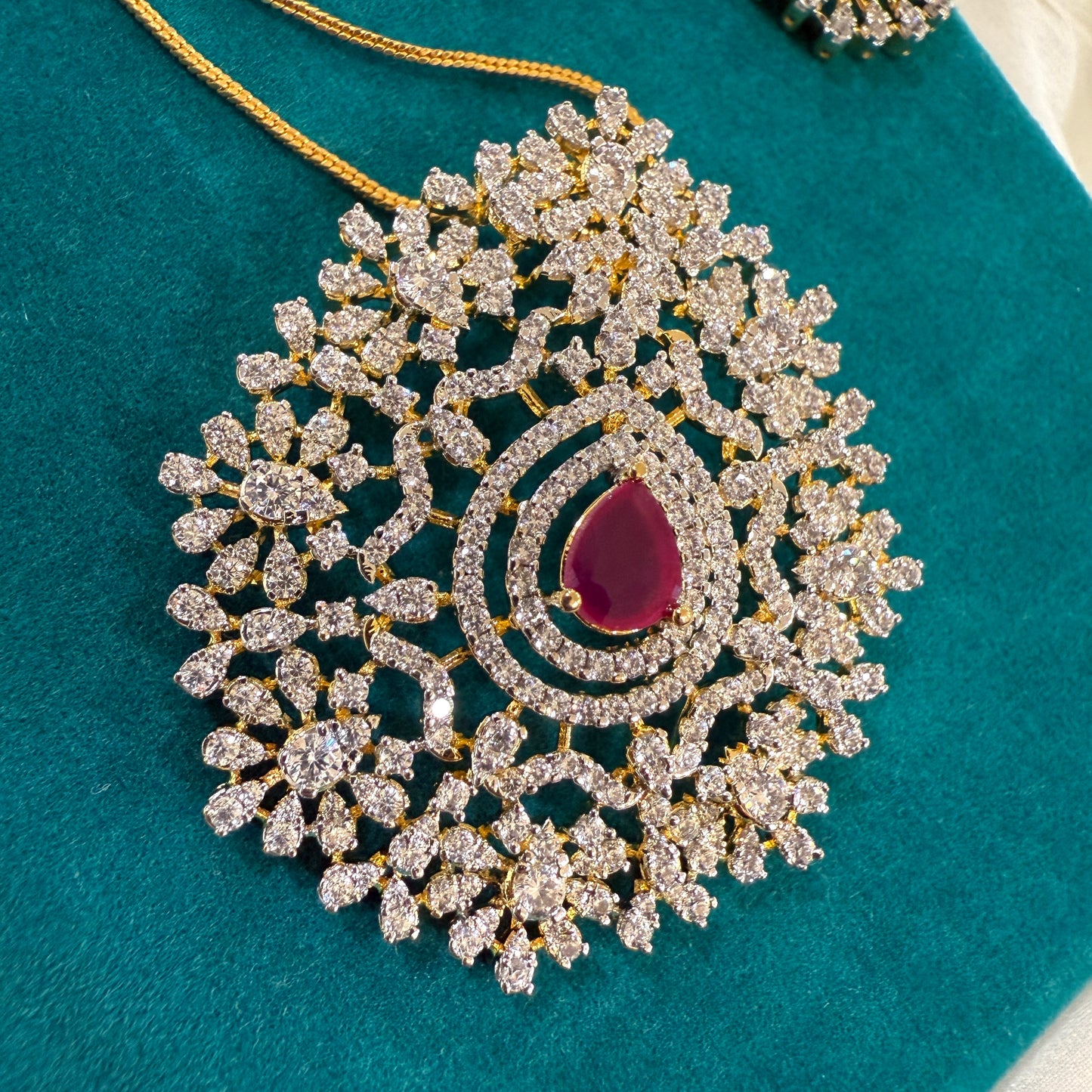 Aarohi Ruby Pendant Set