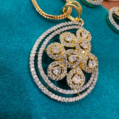 Amara Glow Pendant Set