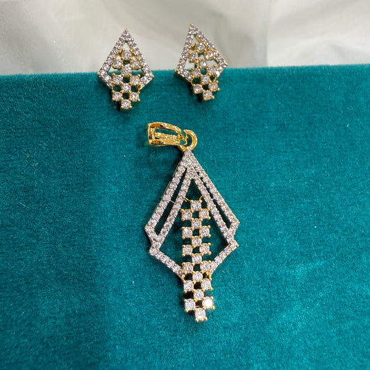 Merry Tree Pendant Set