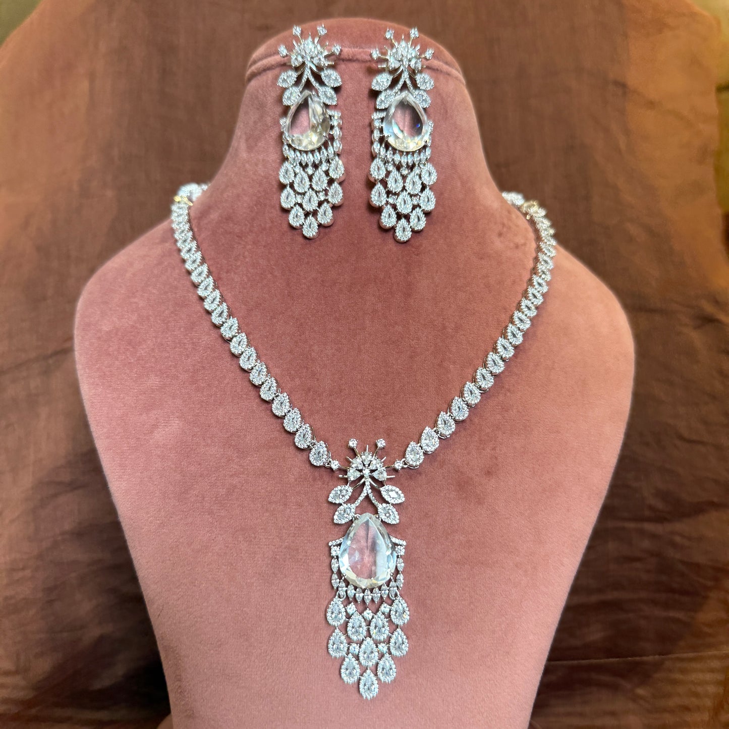 Elegant Focus American Diamond Necklace