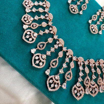 Betel Dew Harmony Necklace
