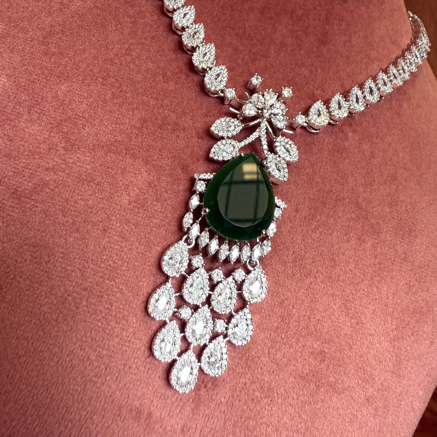 Elegant Focus American Diamond Necklace