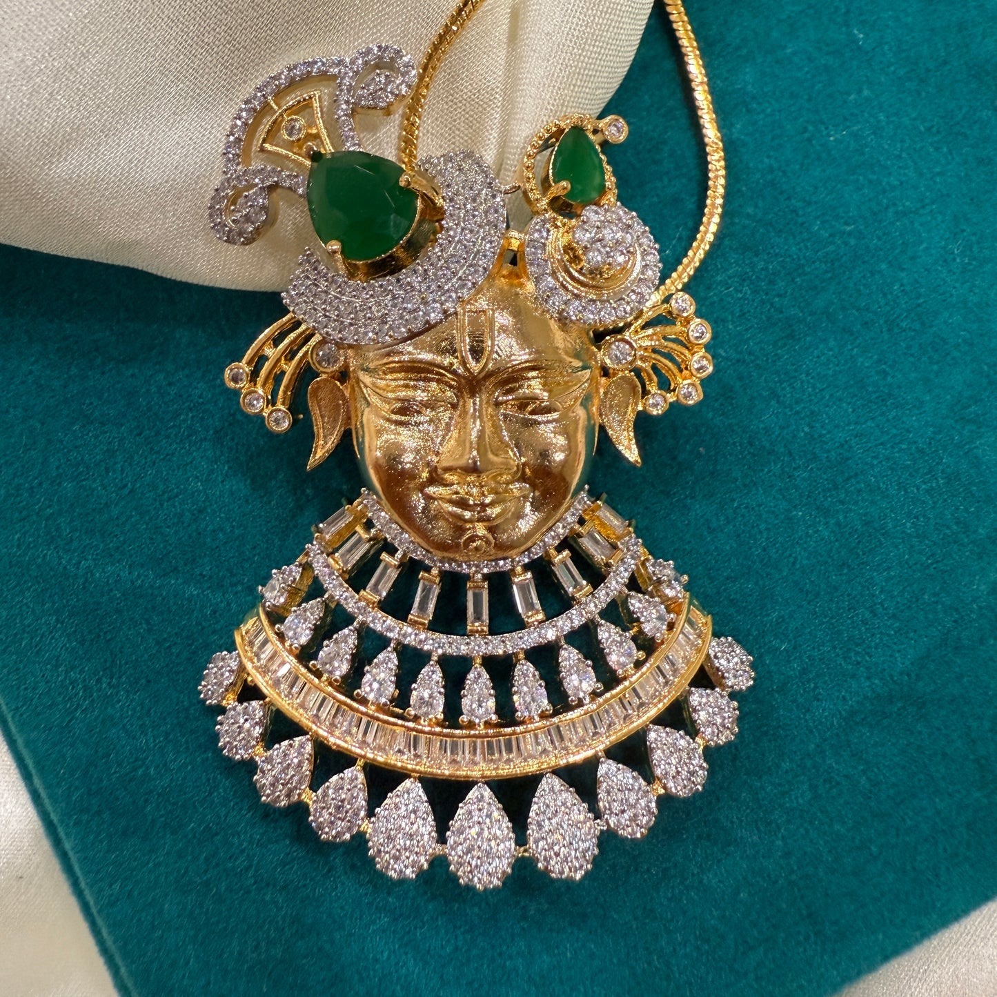 Shreenath Ji Pendant Set