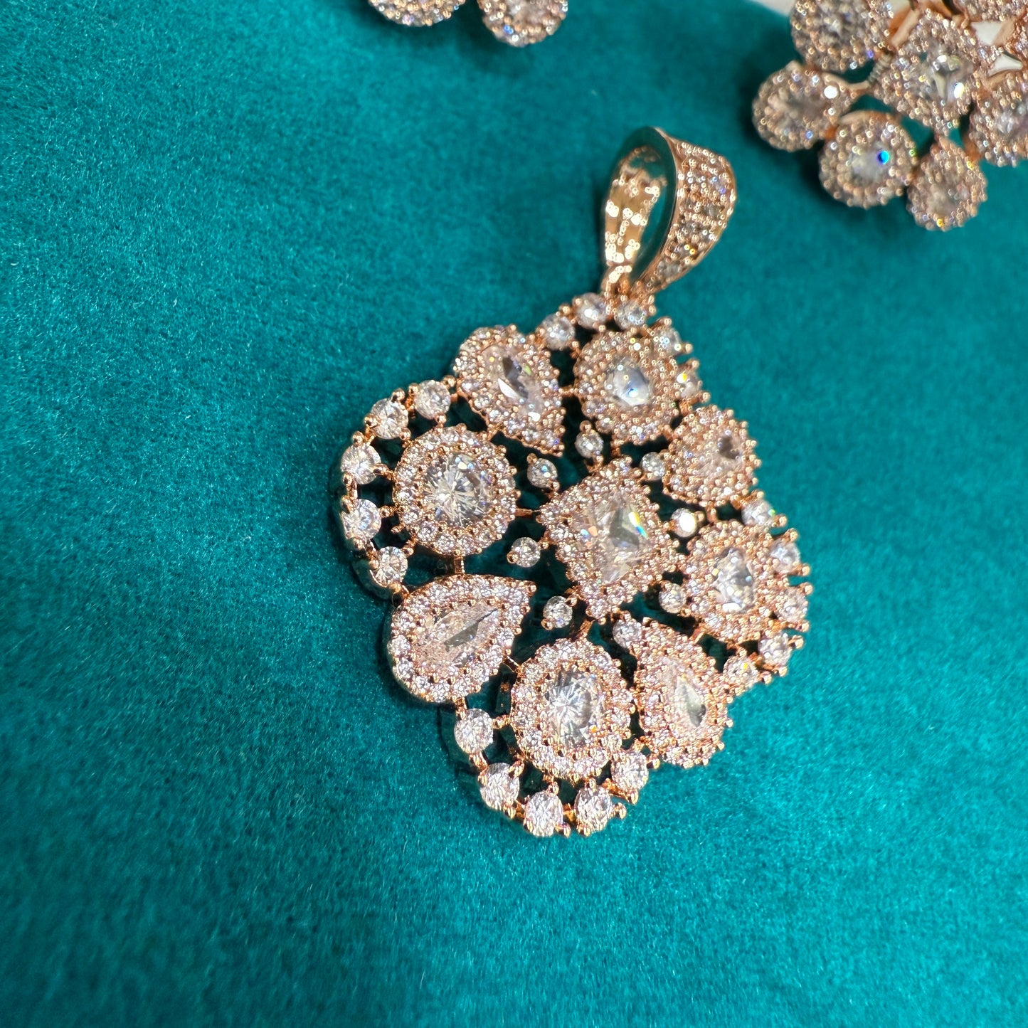 Classic Grace American Diamond Pendant set