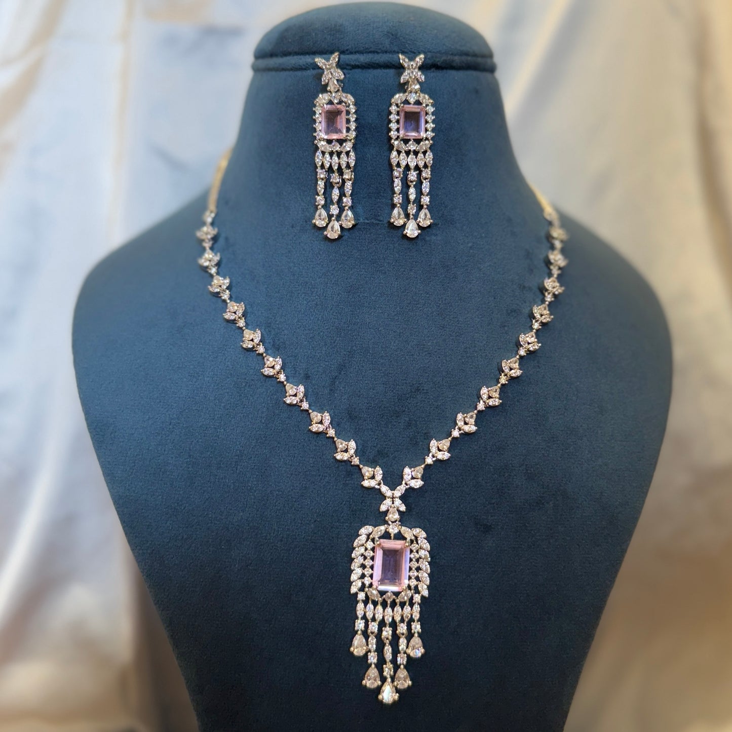Refined Statement American Diamond Necklace