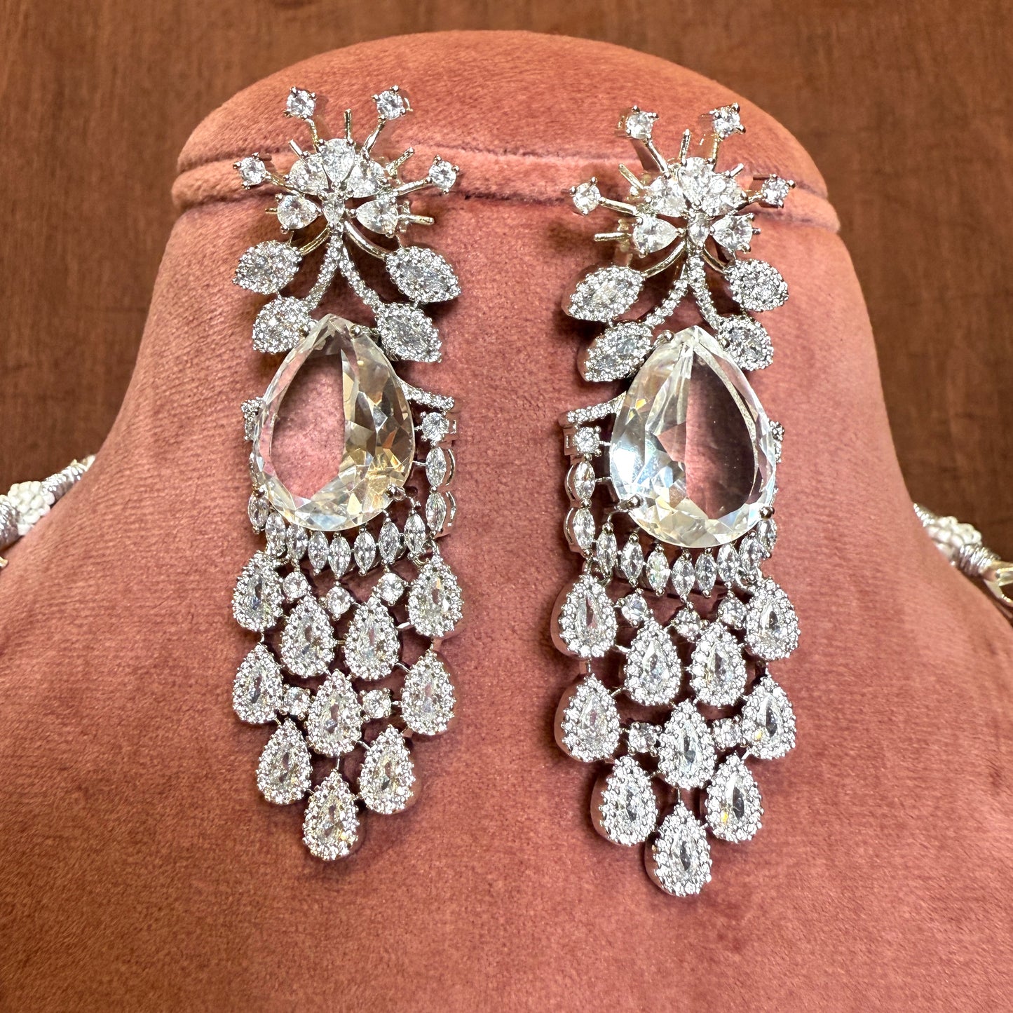 Elegant Focus American Diamond Necklace