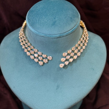 Crown Hasli Necklace Set