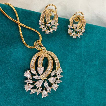 Swarna Pendant Set