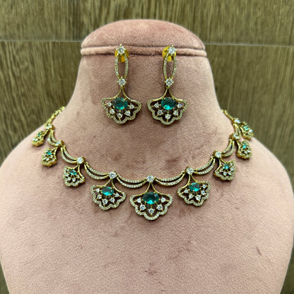 Saanvi Necklace Set