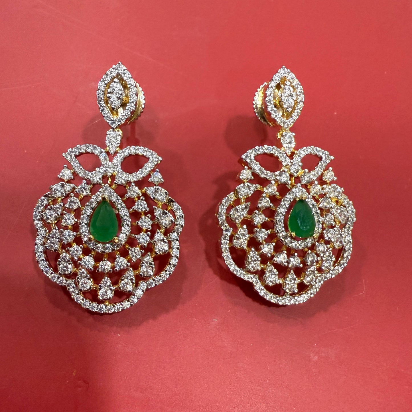 Floral Emerald Pendant Set