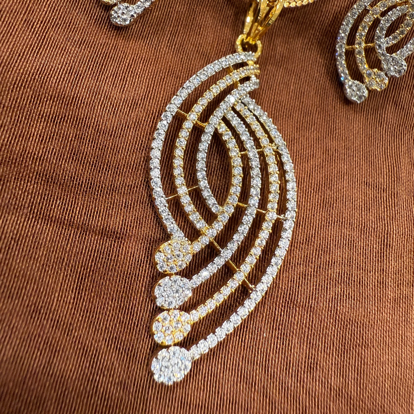 Swirl Pendant Set