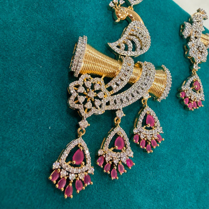 Mayur Pendant Set