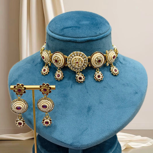 Royal Rajwada Kundan Choker Set
