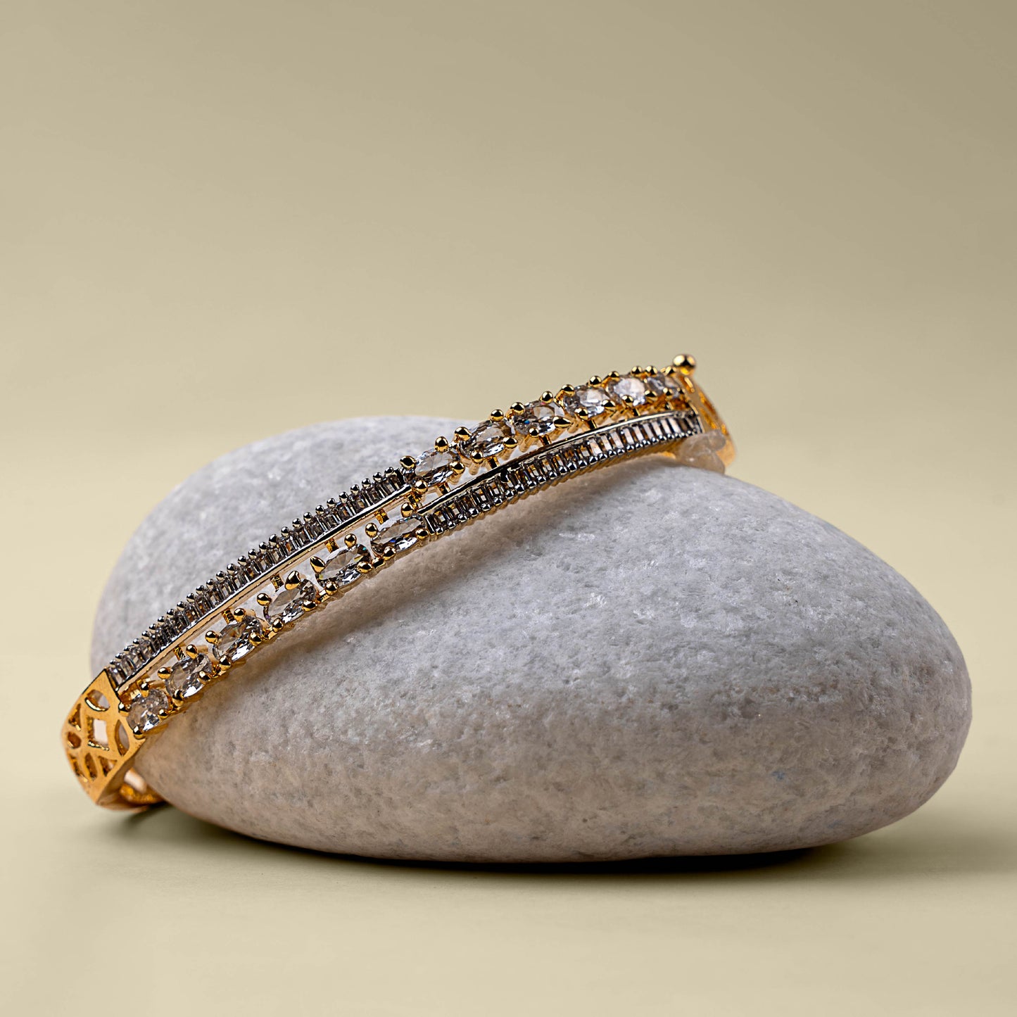 Matrix Stone American Diamond Bracelet