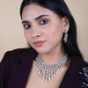 Majestic V-line Necklace