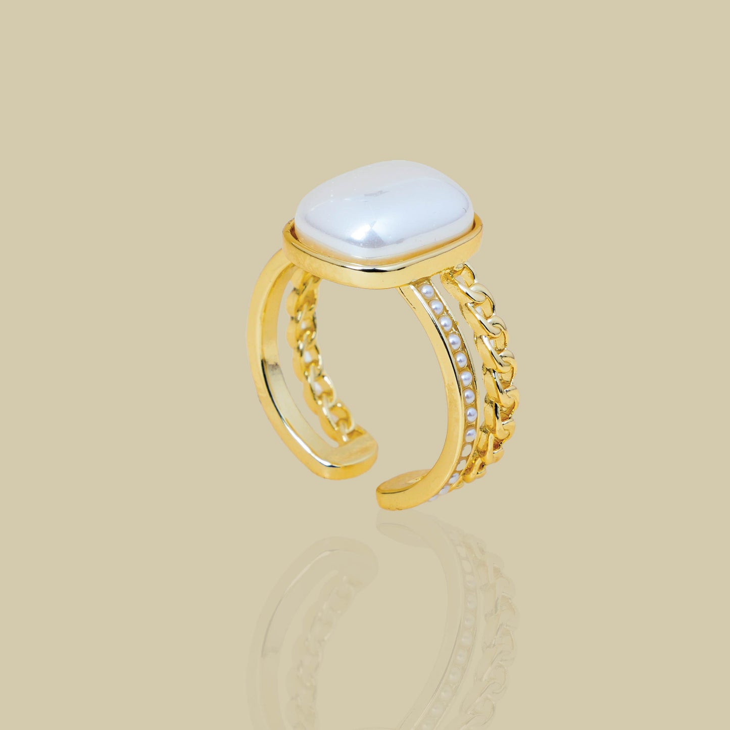 Ocean Pearl Stud Ring