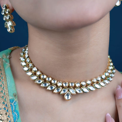 Graceful Petals Kundan Necklace