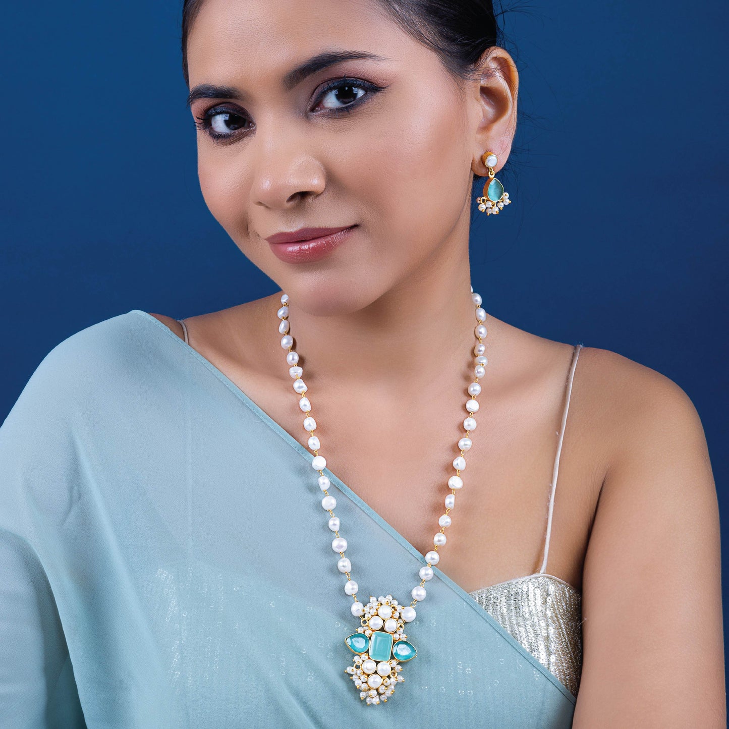 Oceanic Elegance Pearl Pendant