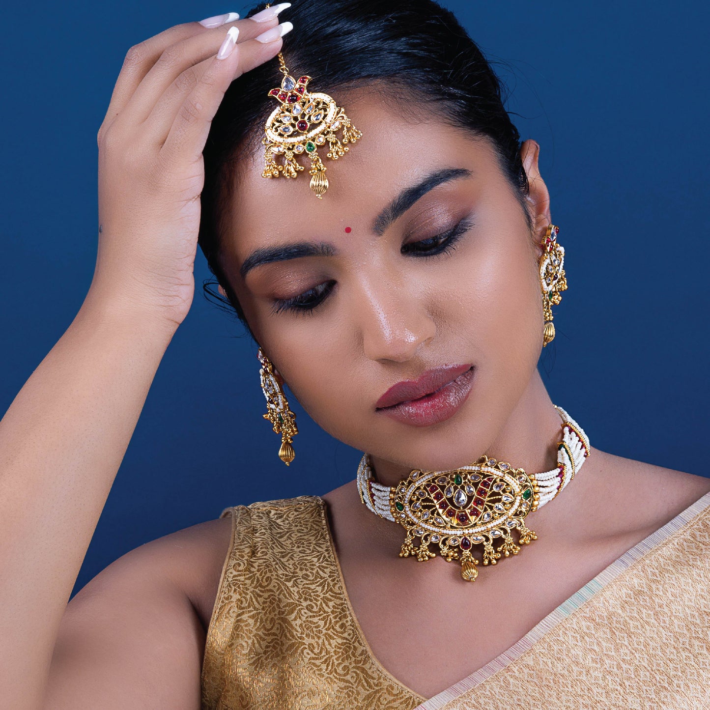 Maharani's Pride Kundan necklace set