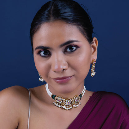 Chroma Kundan Choker Set