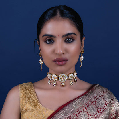 Royal Rajwada Kundan Choker Set