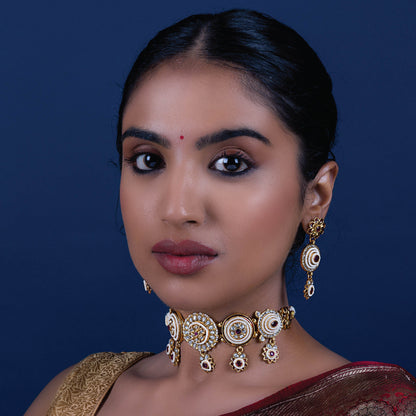 Royal Rajwada Kundan Choker Set