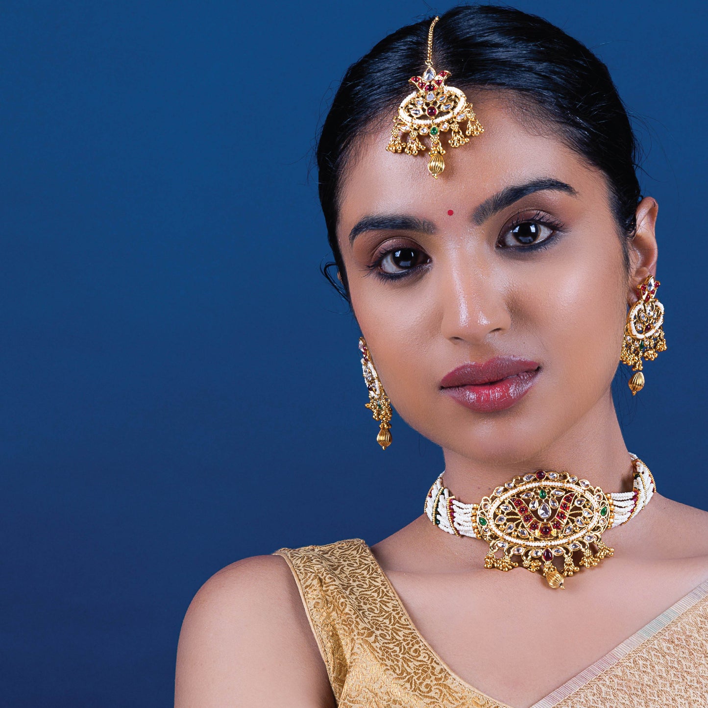 Maharani's Pride Kundan necklace set