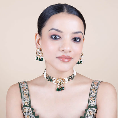 Groove Green Kundan Choker